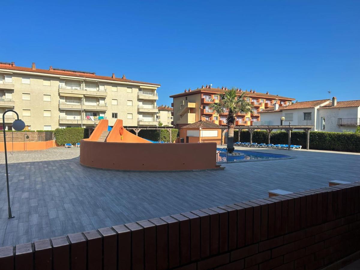 Apartamentos Familiares Sa Gavina Estartit Л'Естартіт Екстер'єр фото